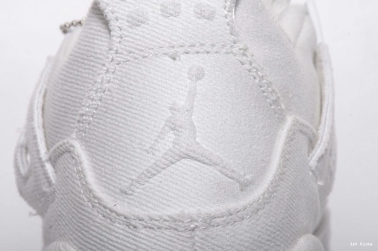 AO2571-100 Levi's White Jordan Denim Air 4 1127